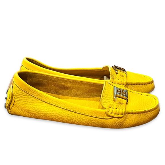Tory Burch Yellow Leather Loafers with Gold Hardware Size 7 - Picture 2 of 10